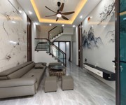 Bán căn nhà 3 tầng ngõ 166 Vũ Hựu, ph Thanh Bình, TP HD, 43.7m2, 3 ngủ, 3 vs, chỉ 2.69 tỷ