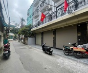 Nhà mới xây phố tân mai, 100m2 x 6t thang máy, oto tránh, nhỉnh 25 tỷ kinh doanh đỉnh