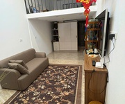 Bán căn hộ tầng 2 ở phố Hàng chuối, gần phố Lò đúc