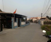 Chính chủ cần tiền nên bán nhanh lô đất Trục chính thôn Đông phú dtích 150m2 full thổ cư