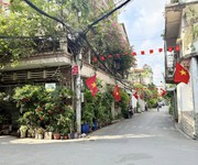 Mặt tiền 5.5m bề thế - di chuyển Q3, Q1 vài phút - lý tưởng cho: VP công ty, Thẩm mỹ viện, CHDV.