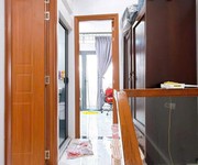 nhà đep q4. can goc mat tien duong so. 2 tang . chi 5 ty nhinh