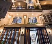 Bán nhà hxh 5m thích quảng đức, gần cv gia định, 6x6m, 4 t - 4 pn, full nội thất, 8,6 tỷ.