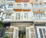 Nhà ngay trung tâm nhà bè, cạnh cầu phú xuân, 5x12m, chỉ 7.2 tỷ