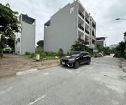 Bán đất tái định cư Trâu Quỳ, 119m2. Vị trí vàng, đường thông phố Thành Trung, kinh doanh tốt