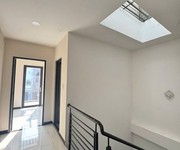 2 Bán gấp nhà 3 tầng ngay chợ long trường