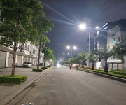 Cc cần bán cần bán căn lk trong khu đô thị hinode.