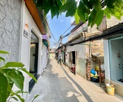 Cần bán nhà mới hoàn thiên q7 full nội thất đẹp