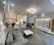 2 Cần bán nhà mới hoàn thiên q7 full nội thất đẹp