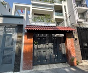 Bán nhà hẻm xe hơi 1 trệt 1 lầu 1 sân thượng Hoàng Diệu P13 Q4 siêu đẹp