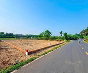 3 Lô mặt tiền quốc lộ 14G chỉ 1 tỷ 490