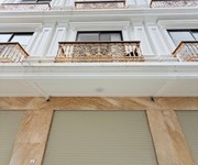 Bán nhà ngõ 52 ngọc lâm 55m x 6t gara thang máy mới tinh, tặng lại nội thất.