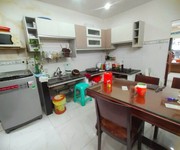 Nhà quận 4 - vị trí kinh doanh sầm uất - đường bê tông cao ráo không lo ngập nước - nhà đang có