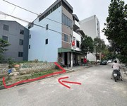 Bình yên - hòa lạc  chủ đất chơi bời nợ nhiều gửi em bán gấp mảnh đất này .