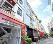 nhà mới 4 tầng   5pn, 5wc   đường 7m thông