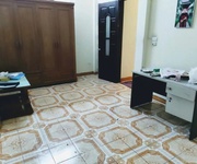 Sát hồ   giá sốc     sốc thật  nhà sát hồ tây   64m    4 tầng   chỉ 13.5 tỷ   không mua là mất