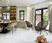 Tòa nhà 8tầng 1hầm,thang máy, ô tô tránh, 8 căn hộ, cho thuê,hô tùng mậu, 14.9 tỷ