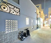 Nhà đẹp hẻm thông kinh doanh   62m  nở hậu   chỉ 5,97 tỷ  huỳnh tấn phát, q7