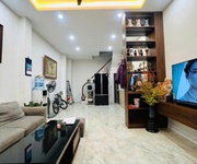 Bán nhà ngõ 62 ngọc hà 35m 5 tầng mặt tiền 4m