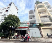 Chính chủ bán nhà 4 tầng mặt tiền đ.nguyễn tất thành, quận 4 - dt 4m 20m full thổ cư - sổ hồng