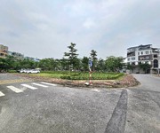 Bán đất tđc việt hưng 40m2- mặt công viên thoáng vĩnh viễn- hơn 10 tỷ