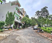 1 Bán đất tđc việt hưng 40m2- mặt công viên - hơn 10 tỷ