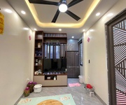 hiếm  32m    5 tầng   gần chợ đồng dinh   giá cực mềm