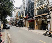 Toà nhà căn hộ dịch vụ 8 tầng thang máy - 15 phòng full nội thất
