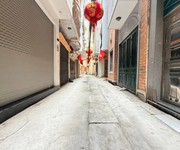 Bán nhà 5 tầng thang máy tôn đức thắng, đống đa, gần phố, dân xây, 48m, 13.2 tỷ