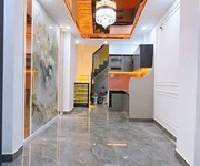 Đoàn văn bơ   nhà 3 tầng nhỏ xinh   xách vali vào ở ngay giá chính chủ: 3.5 tỷ   bớt lộc cách hẻm