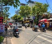 Mặt tiền đường 16m có lề gần chợ tân hương   2 mặt thoáng   60m nở hậu chỉ 7.2