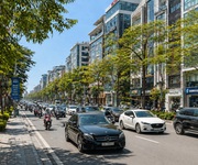 Bán nhà đào tấn, mặt phố, vỉa hè rộng, 7 tầng thang máy, 65m, chỉ 35 tỷ