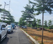 Đất đẹp ở ngay   gần ql21, gần chợ, gần trường   không lấy tiếc