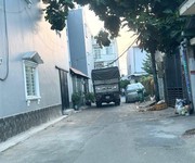 Nhà 3 tầng -  hẻm xe tải   xe hơi ngủ trong nhà   ngang 5 m- diện tích lớn 153m    chỉ 10,2 tỷ