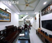 Nhà đẹp xuân thủy 50m 4t, gần phố, nội thất cực đẹp, nhỉnh 14 tỷ