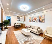 Bán nhà lô góc phố lê ngọc hân thoáng trước sau 90m  3 ngủ ô tô đỗ nhỉnh 4,5x tỷ