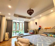 3  giảm sốc 3 tỷ   giá mới chỉ 65 tỷ    biệt thự vip khu compound   góc 2 mặt tiền   nguyễn