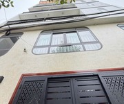 Phúc lợi   6 tầng thang máy   mt 9.6m   ngõ rộng gần ô tô tránh
