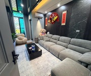Trung tâm lò đúc   không gian riêng giữa phố   nhà đẹp chờ chủ mới