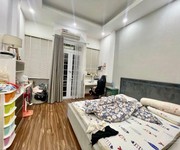 Bán nhà phố phó đức chính oto cách vài mét sổ 40m2 tầng 2 đua là 50m2 lô góc nhỉnh 9 tỷ