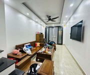 Nhà đẹp Tôn Đức Thắng gần phố ngõ thoáng 42m2 x 5T, hơn 7 tỷ