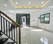 Phân lô,vỉa hè,không quy hoạch,đức diễn,thang máy,kinh doanh,dt:50mx5t,12ty