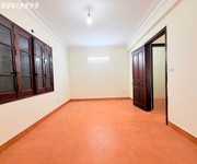 phân lô trần quốc hoàn - cầu giấy - ô tô tránh dừng đỗ - hai mặt thoáng - dân trí cao - ở cực
