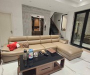 Bán nhà triệu việt vương, 50m2, 6 tầng thang máy mới đẹp, mặt tiền 7m, 21.5 tỉ, ở và kinh doanh nhỏ