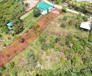 Bán lô đất view đồi   view suối đẹp, full thổ cư, ngang 8m, cách ql55 400m.