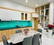 Bán 6 căn nhà ngõ phố Quyết Thắng, ph Bình Hàn, TP Hải DƯơng, 42m2, 3 ngủ, 3 tầng, giá chỉ từ 2.15 t