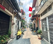 Mặt tiền nội bộ sát bên Trần Hưng Đạo - Võ Văn Kiệt, thuận tiện di chuyển đi các quận, tiện ích bủ