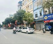 Chính chủ cần bán gâp đất mặt phố thạch bàn 38m2 mặt tiền 3.5m  vi trí cực hiếm . một lô duy nhất