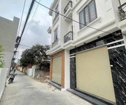 Căn nhà 3 tầng - Xây độc lập - Mặt ngõ thông 4m - Ngay gần ngã tư Đông Lãm - Đa Phúc