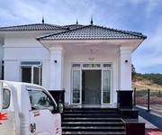 Biệt thự nghỉ dưỡng kiên cố view thông tại ven Đà Lạt